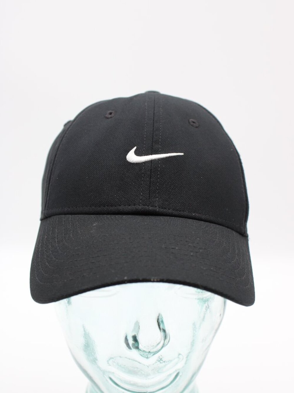 Nike Dri-Fit Club Cap Swoosh Snapback Hat Black S/M Adjustable Embroidered Logo